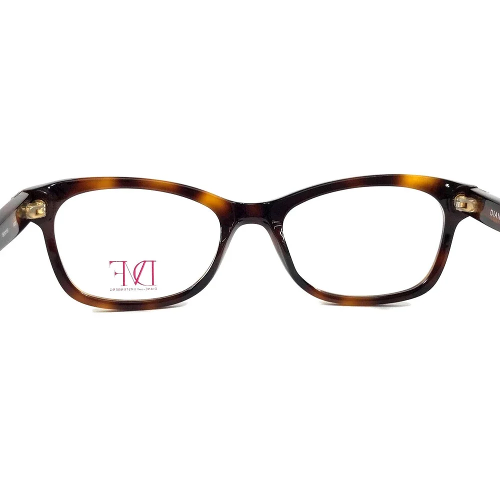 Diane Von Furstenberg demo lenses